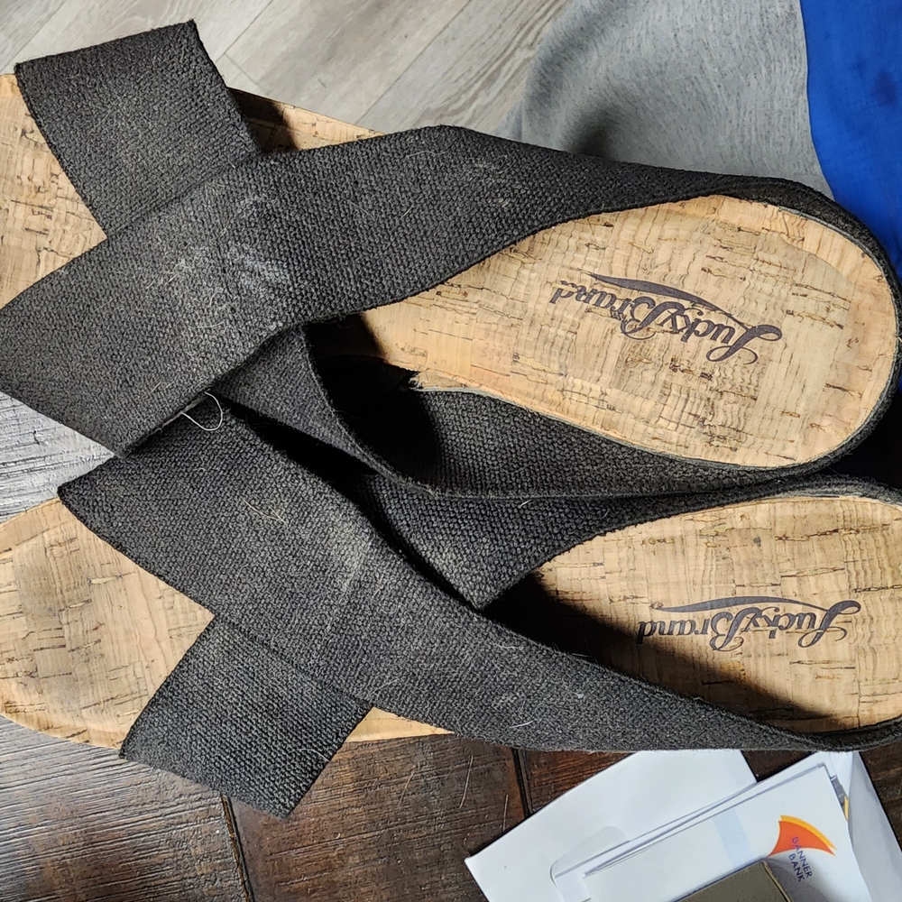 Lucky Brand Black Canvas And Cork Women's Sandals